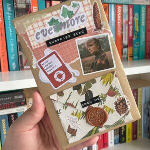 Taylor Swift Blind Date with a Book - Choose Your Favorite Song